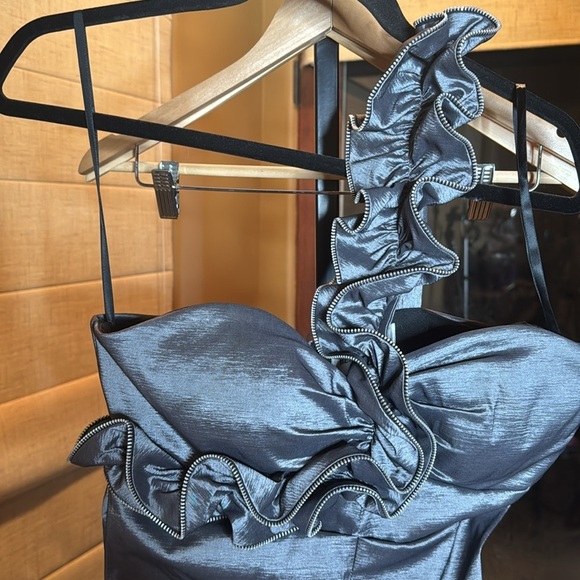 BETSY & ADAM Silver Gray Cocktail One Shoulder Zipper Detail Dress Size 14 - Picture 3 of 8